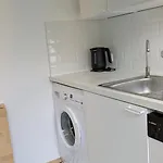 Modern And For Up To 4 Guests Appartement