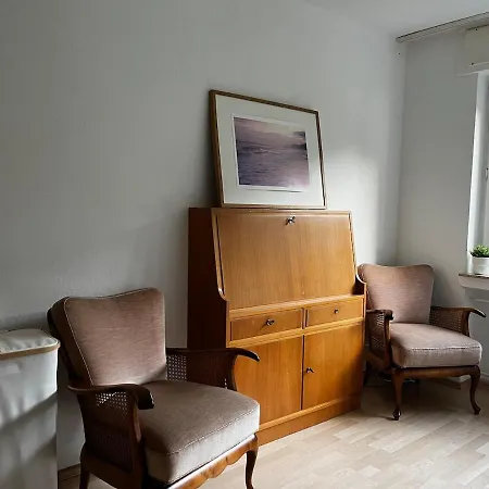 Modern And For Up To 4 Guests Apartment