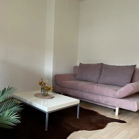 アパート Modern And For Up To 4 Guests