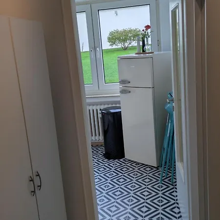 Modern And For Up To 4 Guests * エッセン